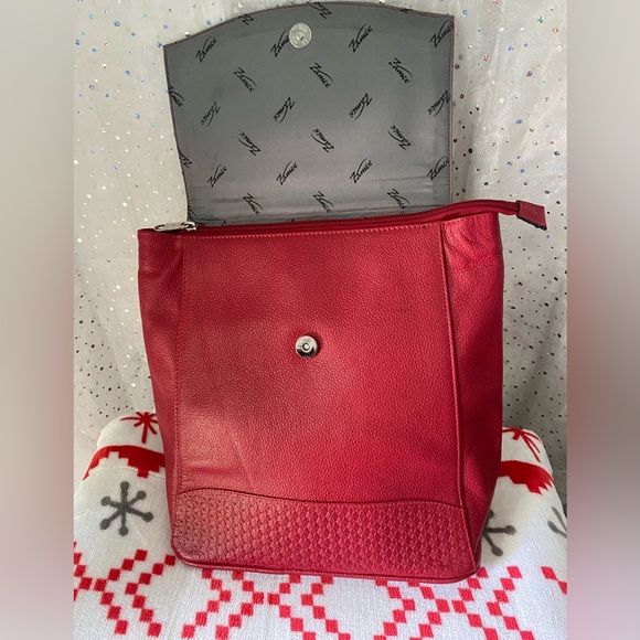 Women Fashion Back pack Purse. - Picture 3 of 5